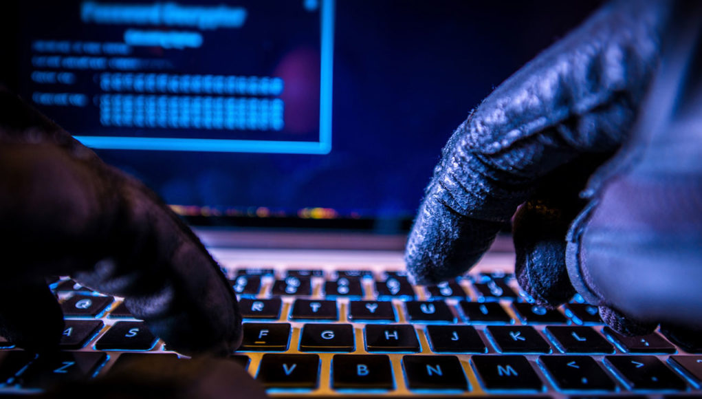 La ciberseguridad en el gobierno y cómo lograrla es una tarea esencial para defenderse de los intentos de hackear cualquier sistema informático.