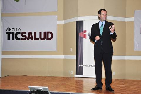 Rafael Fernández Corro en el escenario