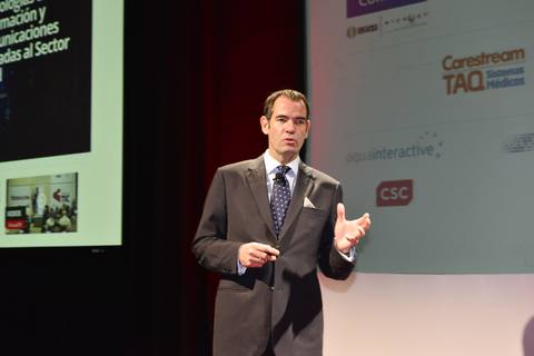 Rafael Fernández Corro en el escenario